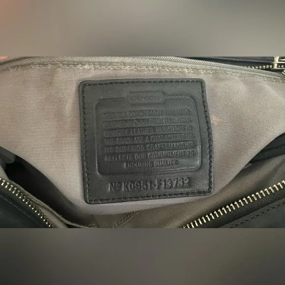 EUC, Coach Hampton, Black Leather, SoHo Shoulder Bag - Picture 8 of 10